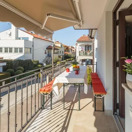 Apartment New!!! Alex Deluxe On Beach 2 Porec